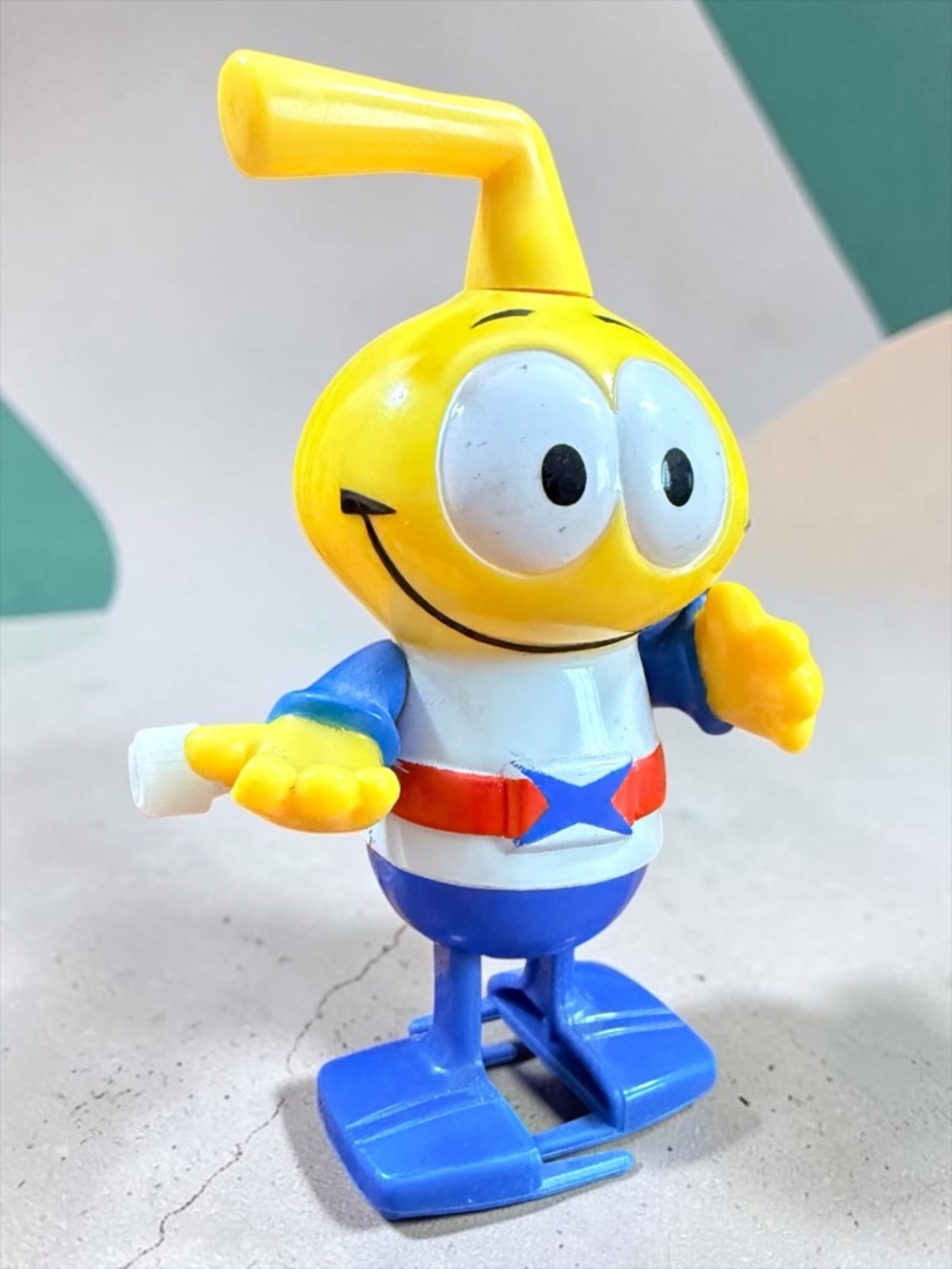 1984 TOMY “Allstar” Snorks Wind-up Toy